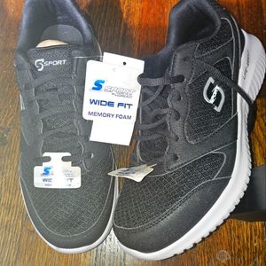 Skechers Men's sneakers size 7, wide width, style Keafer with memory foam